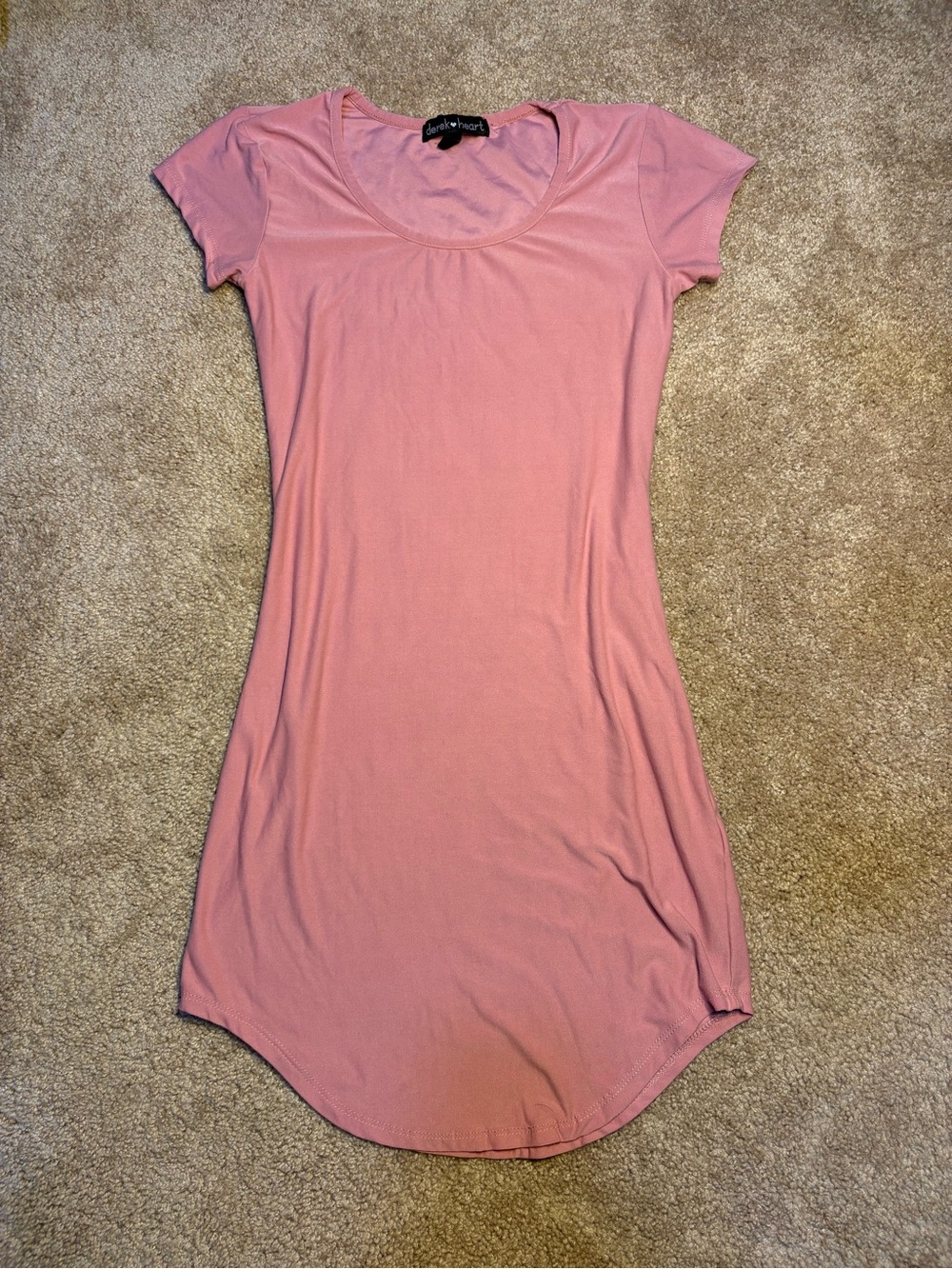 Derek Heart Light Pink Scoop Neck Top